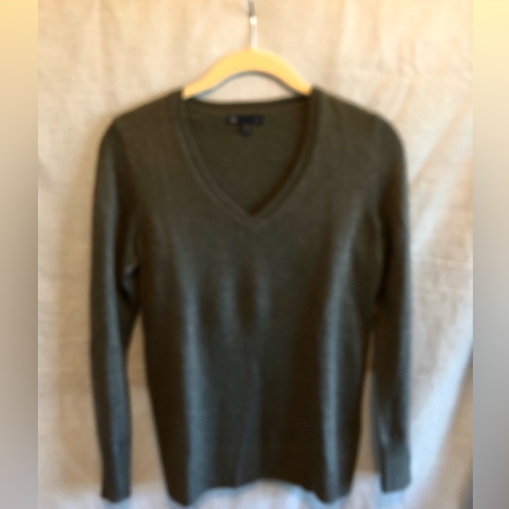 GAP luxe grey v-neck sweater.